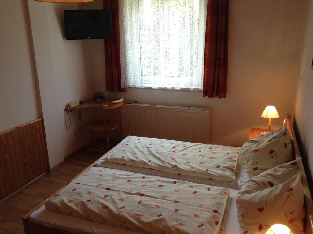 Pension Edelweiss Lachtal Room photo